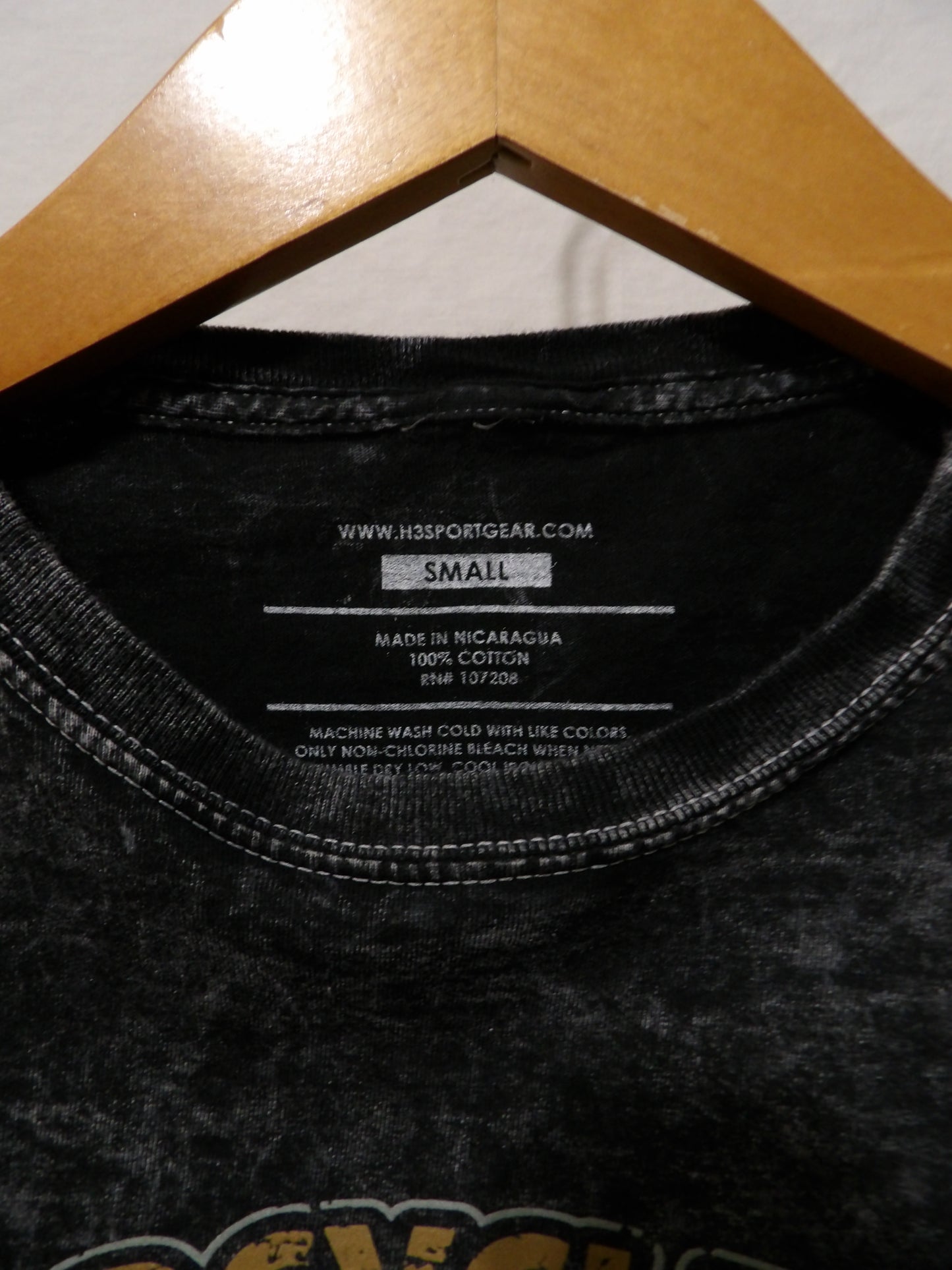 RUE 21 Graphic Tee | S