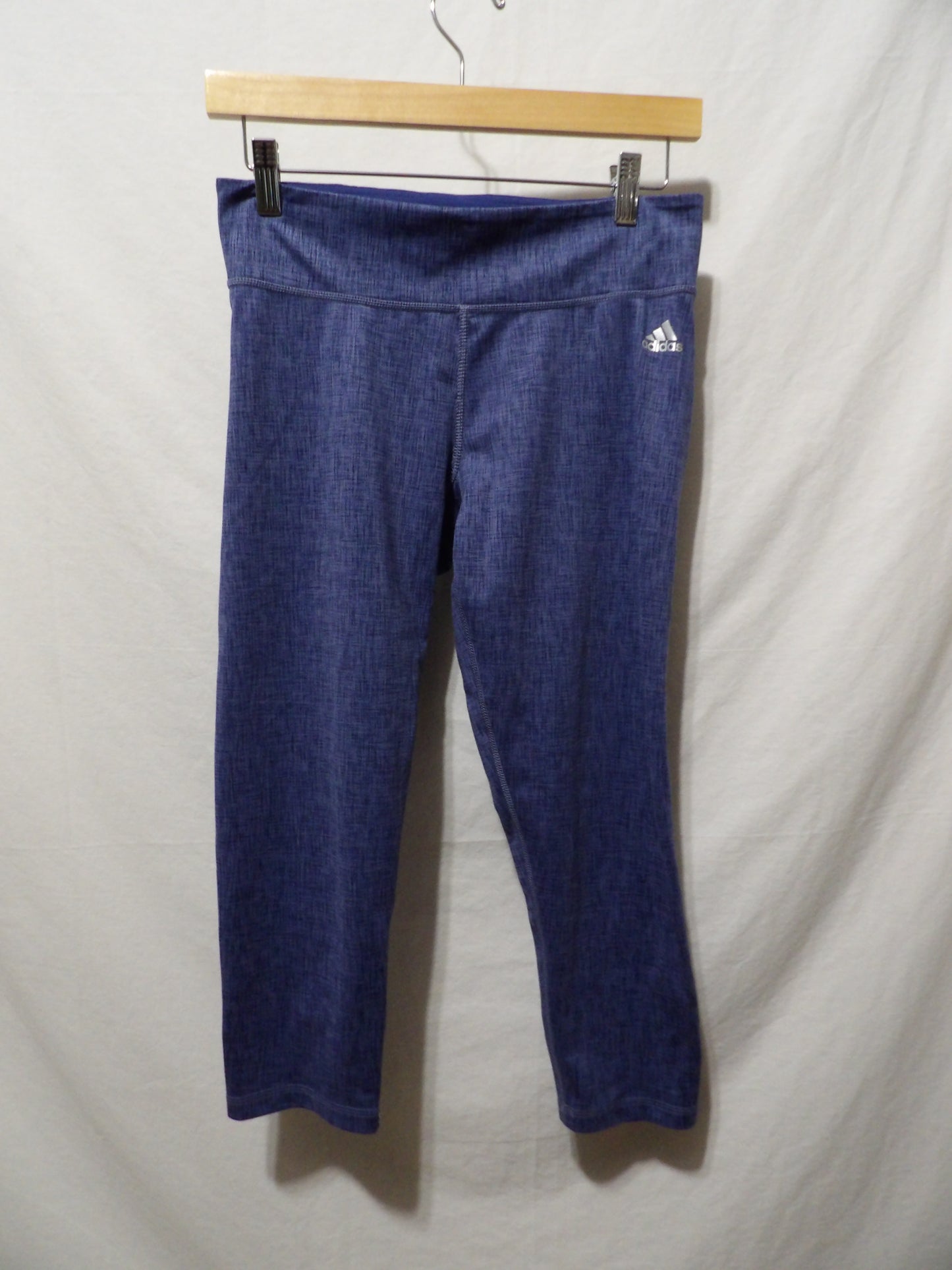 ADIDAS Climalite Knee Length Leggings | M