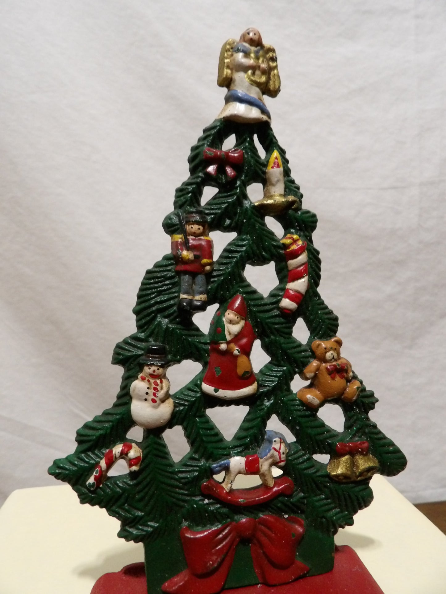 VINTAGE Midwest Importers Cast Iron Tree Stocking Holder