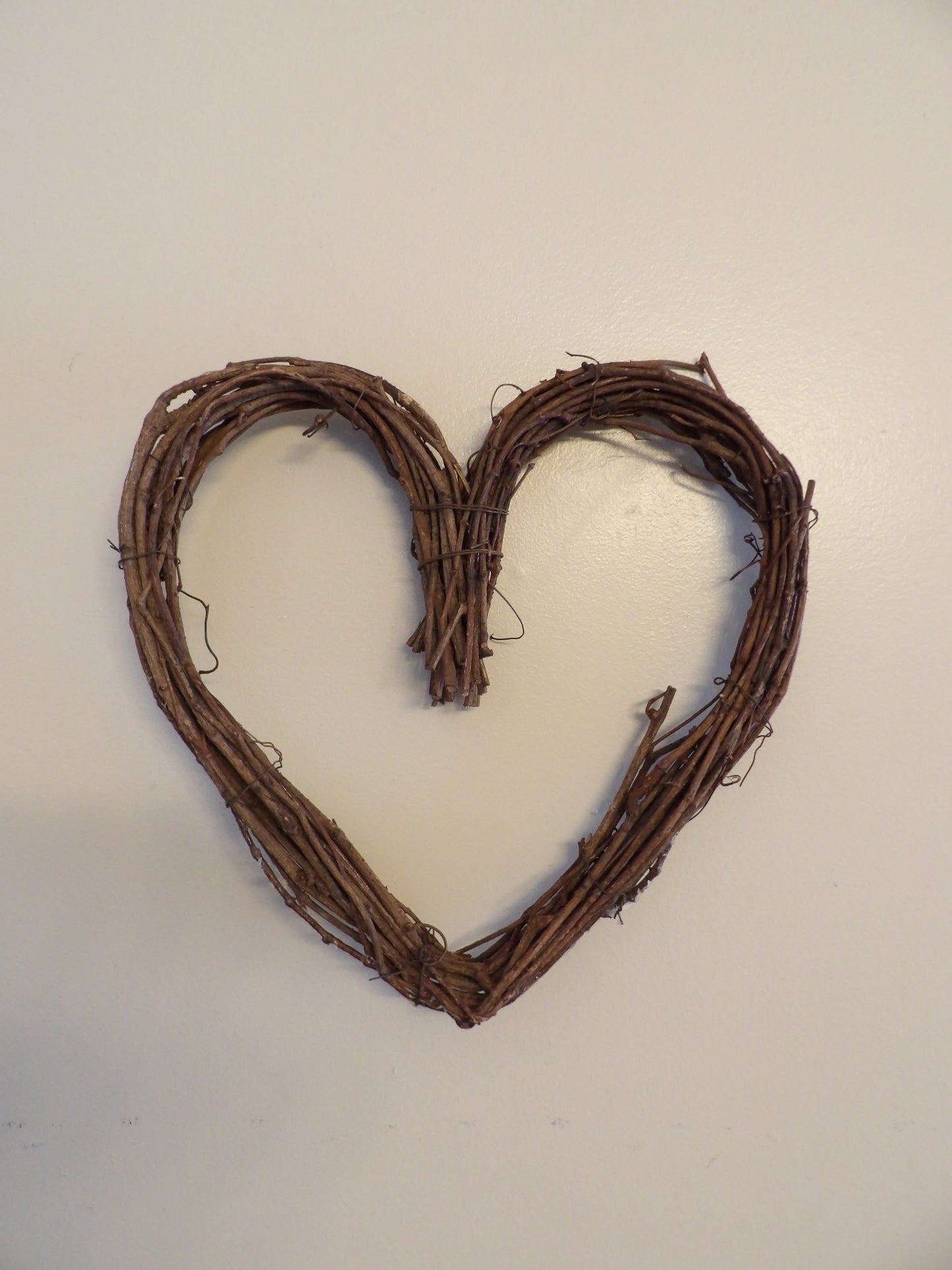 GRAPEVINE Heart Wreath