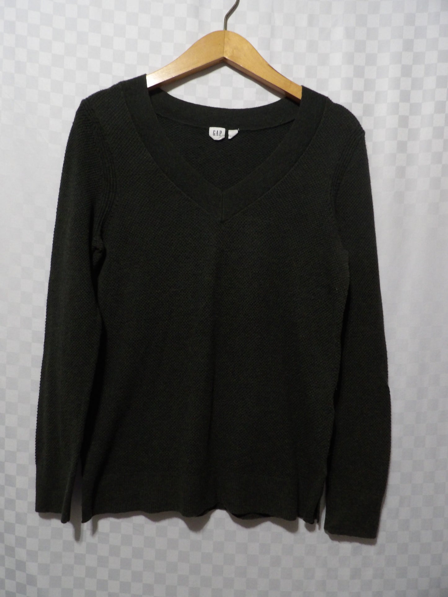 GAP Lightweight Sweater | M