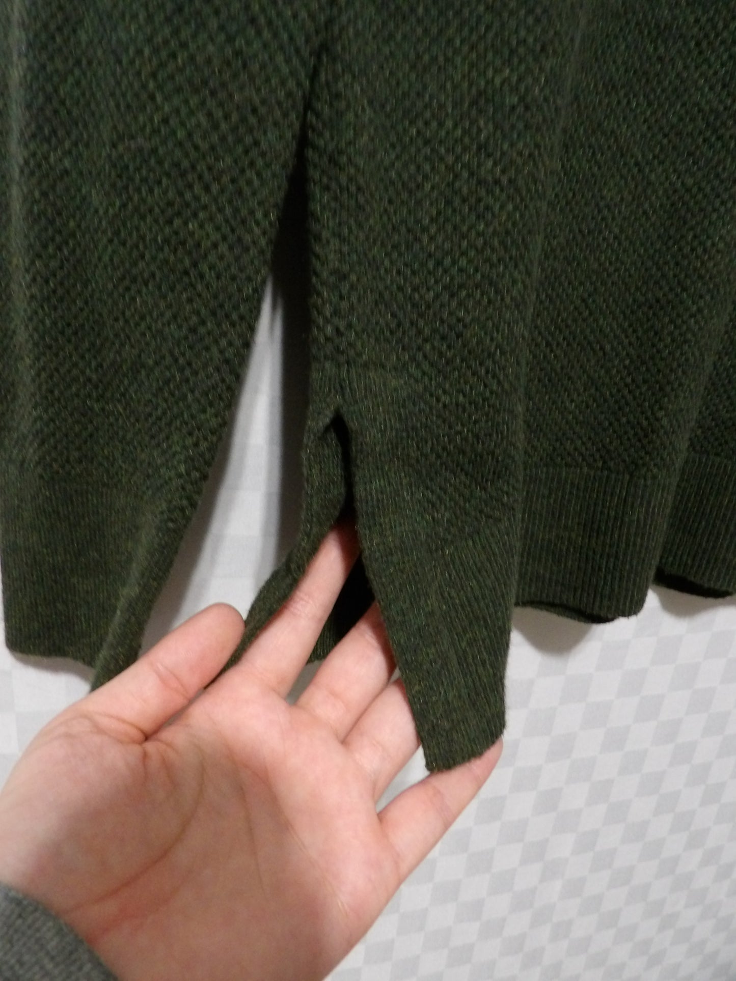 GAP Lightweight Sweater | M