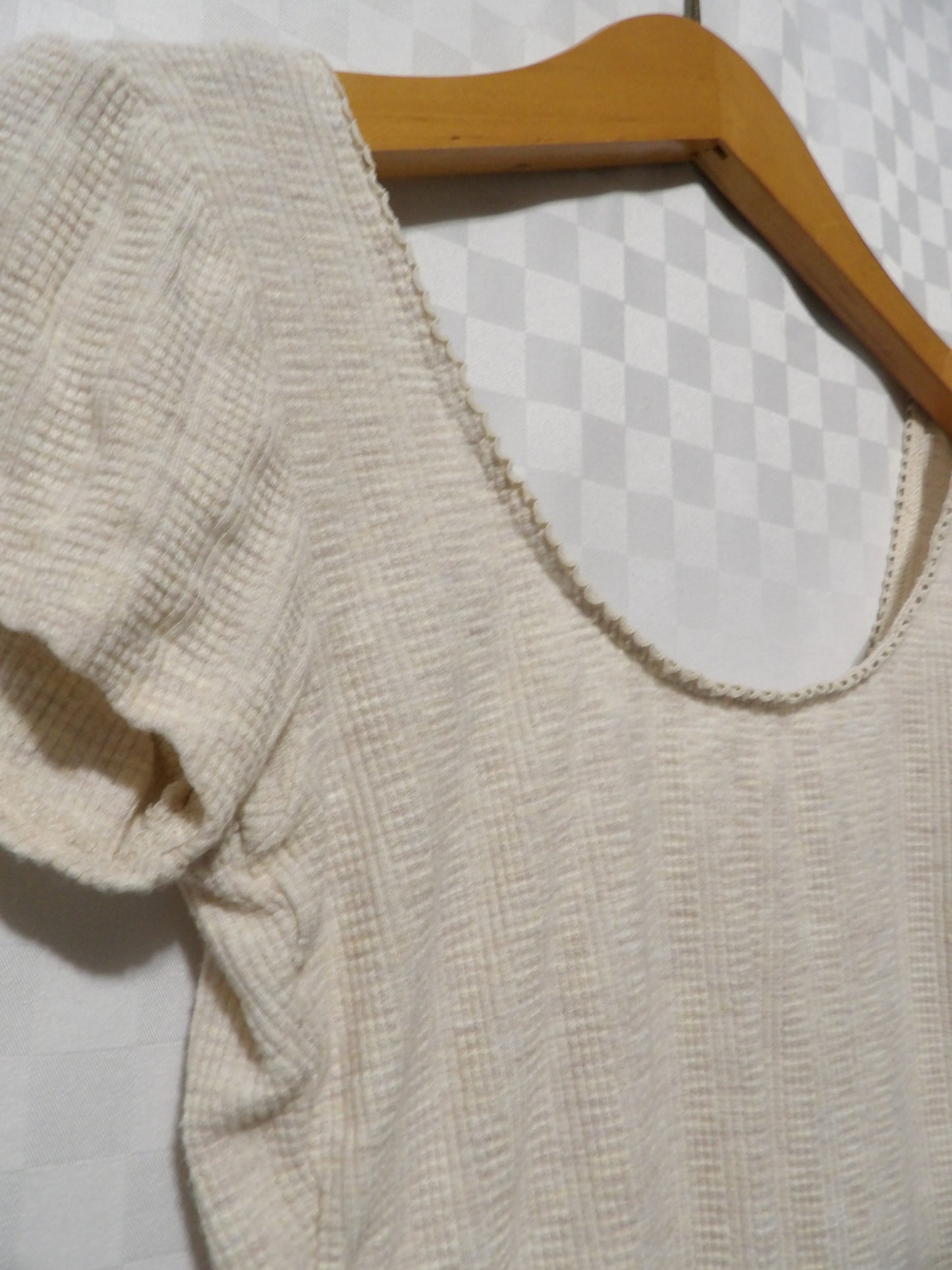 BOZZOLO Cream Ribbed Crop Top | S