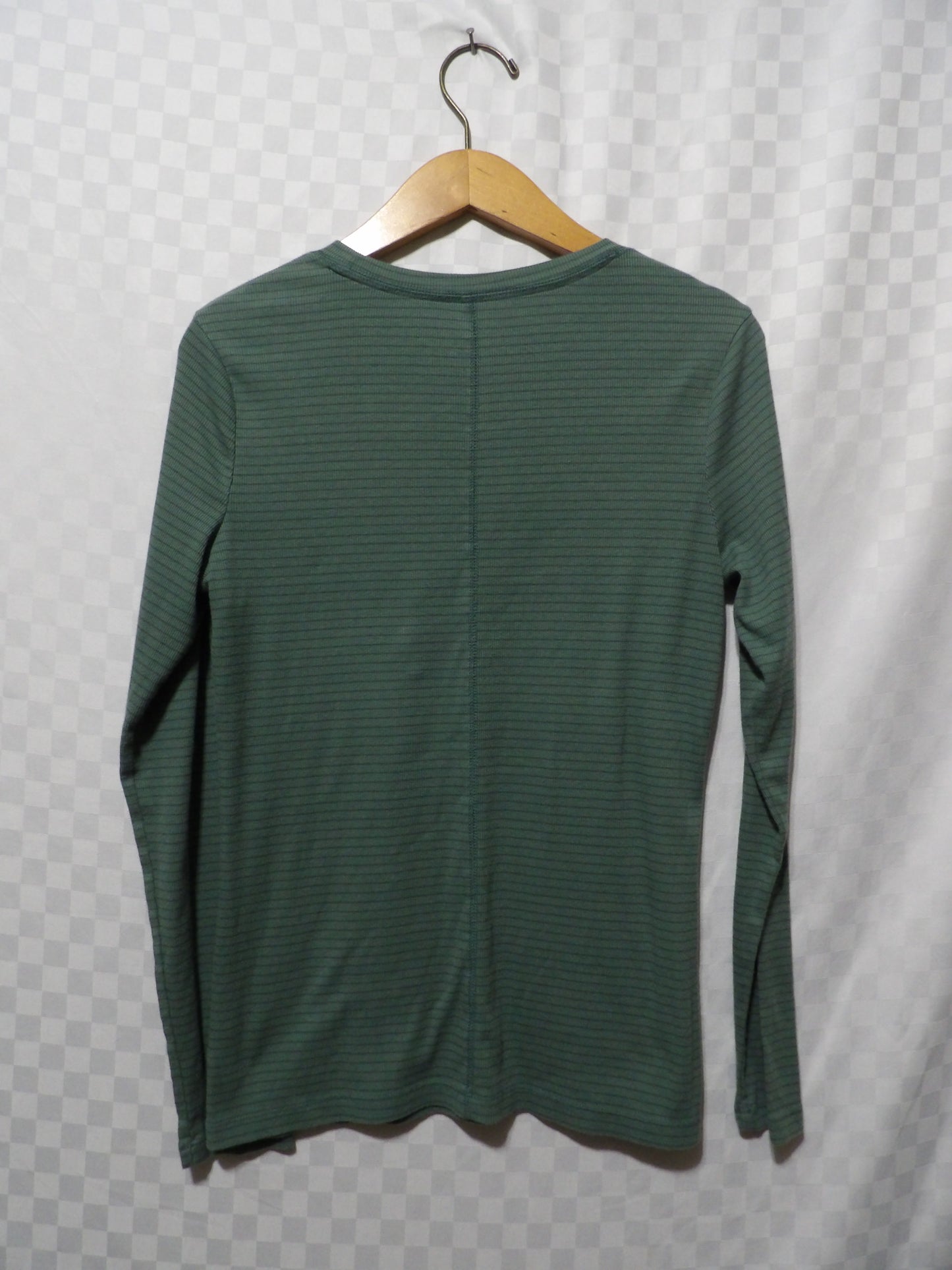 UNIVERSAL THREAD Striped Long Sleeve | M