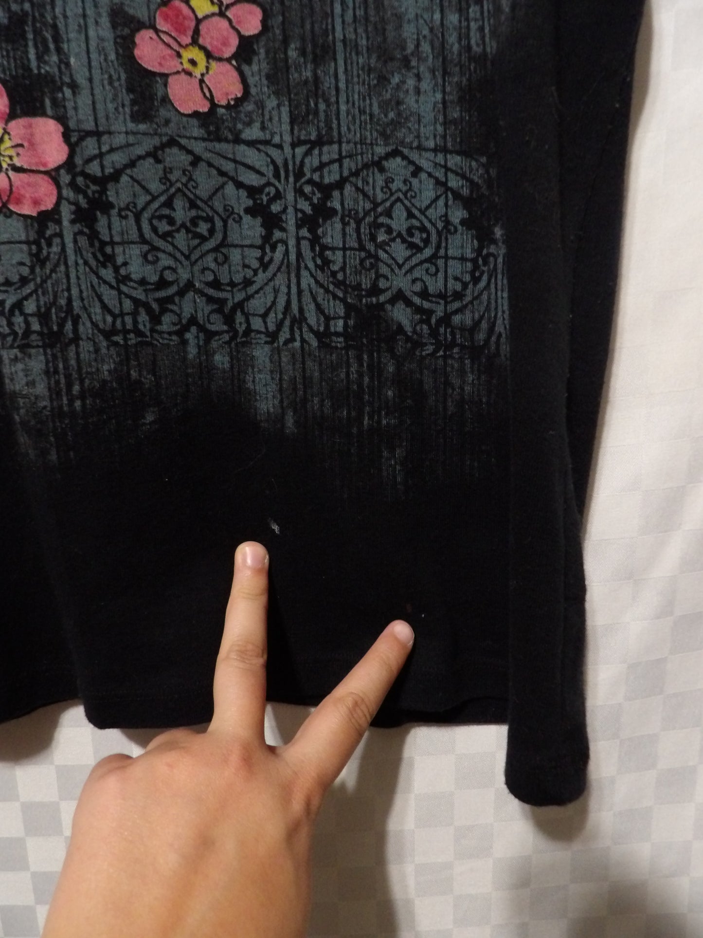 VINTAGE Y2K Vanilla Sugar Tee | L