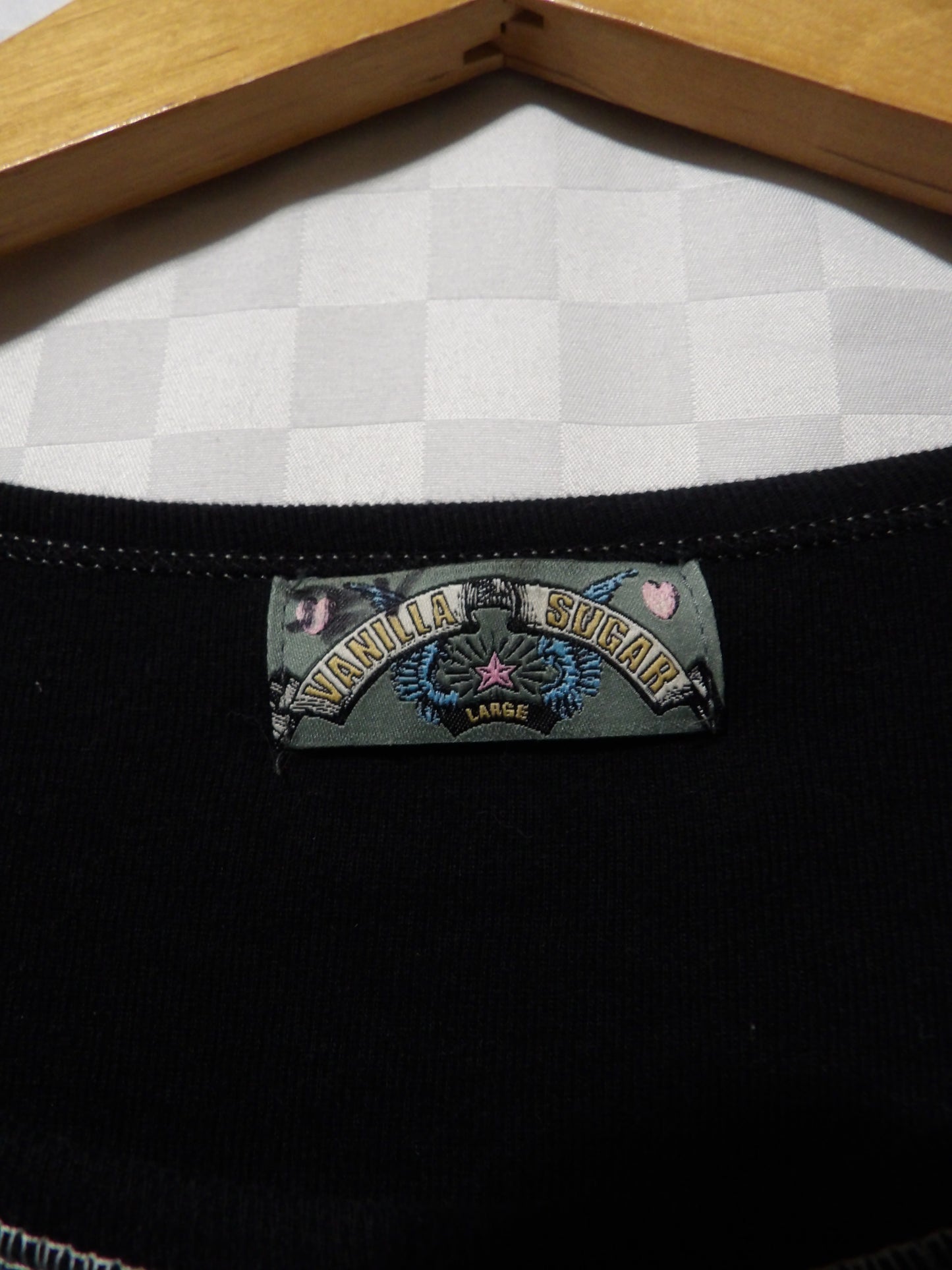 VINTAGE Y2K Vanilla Sugar Tee | L