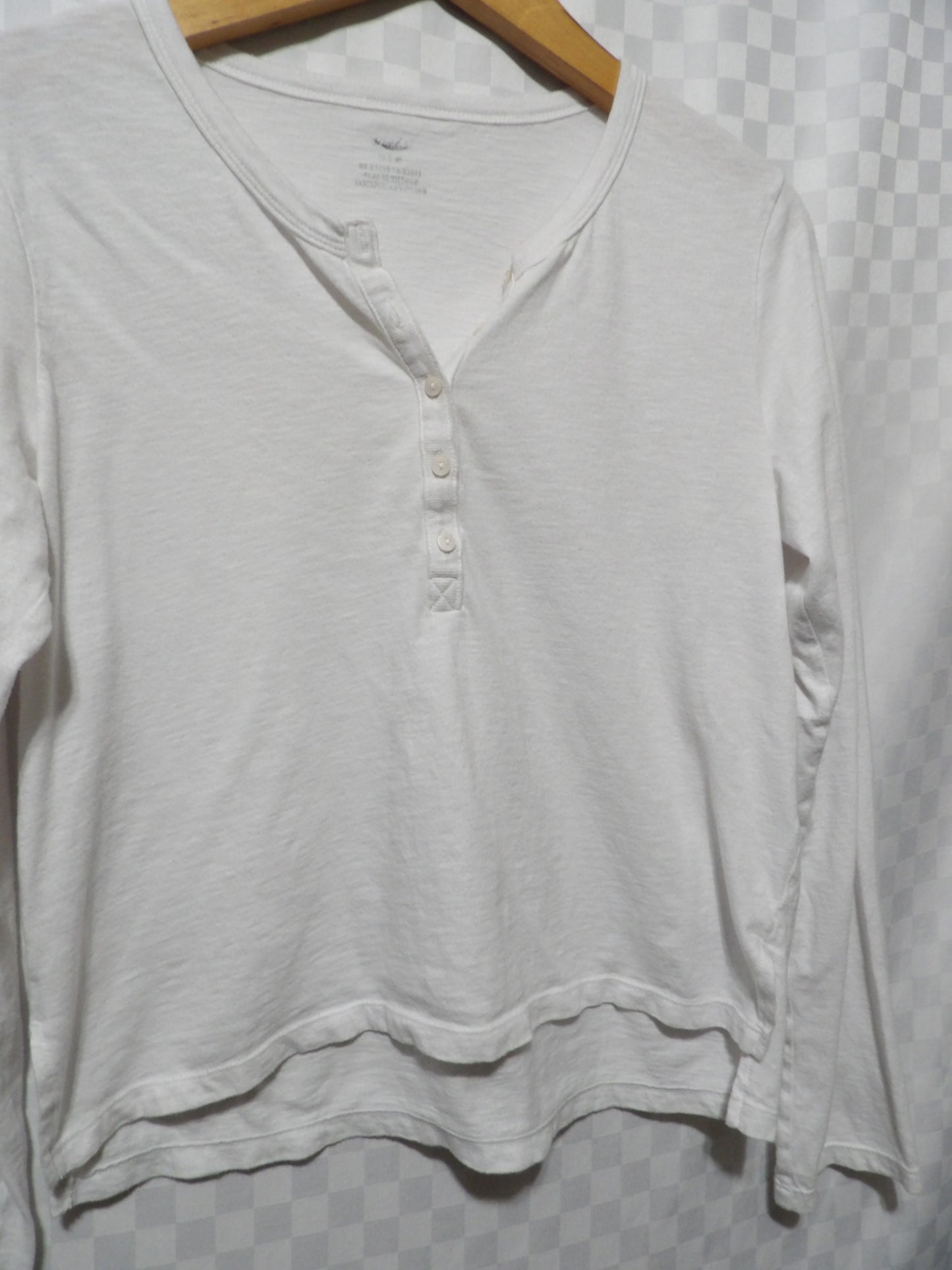 AERIE Long Sleeve Henley | M