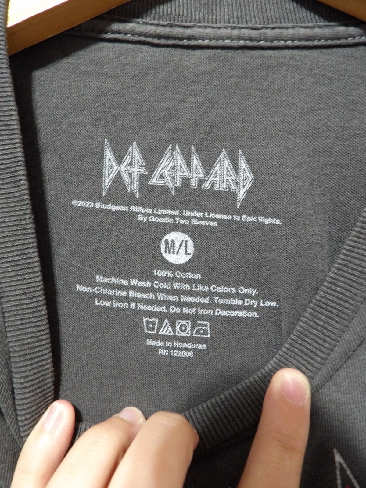 DEF LEPPARD Distressed Crop Top | M/L