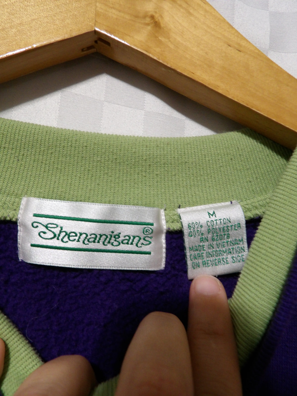 SHENANIGANS Vintage Embroidered Halloween Pumpkin Crewneck | M
