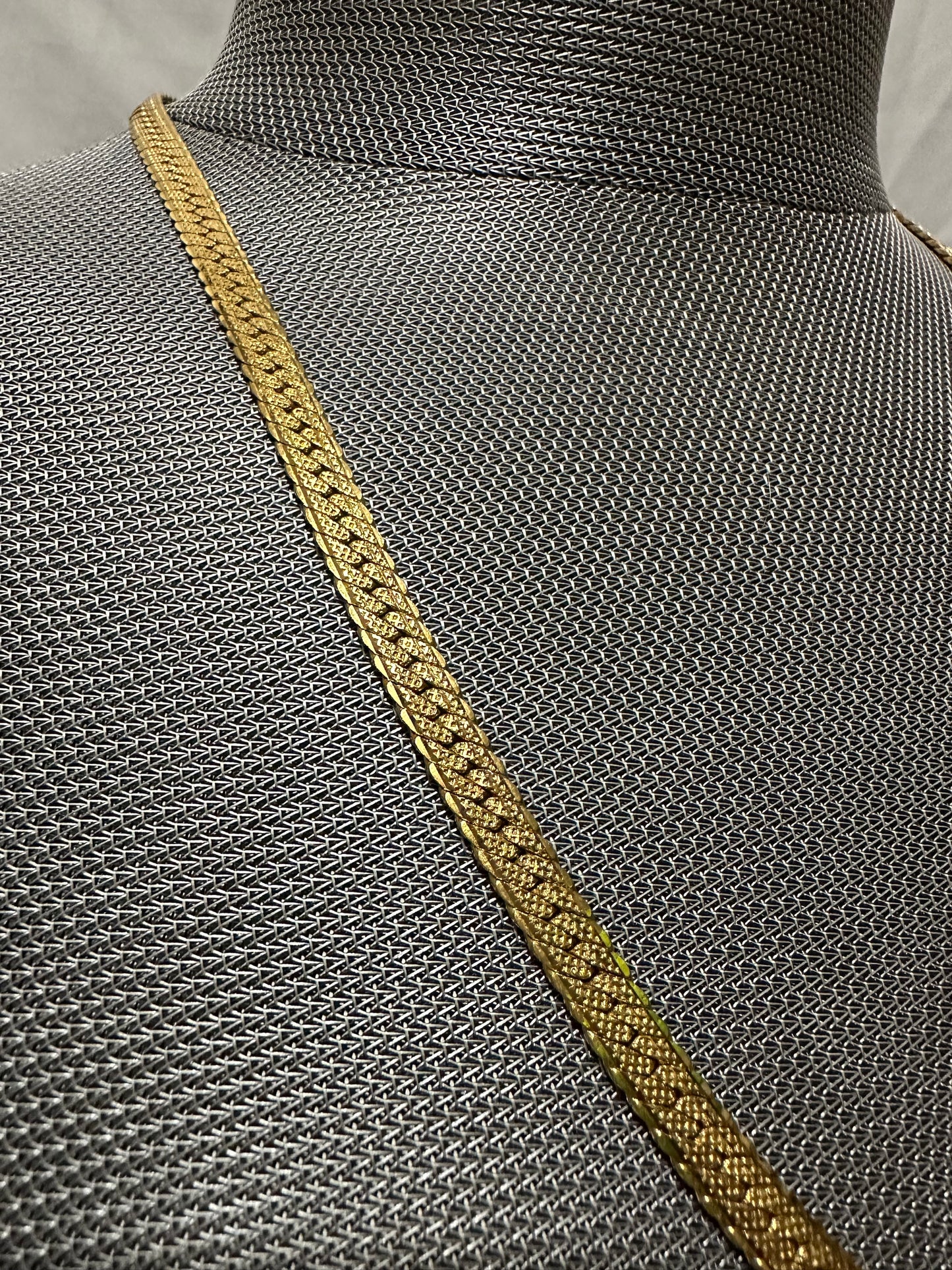 VINTAGE Napier Gold Tone Herringbone Necklace