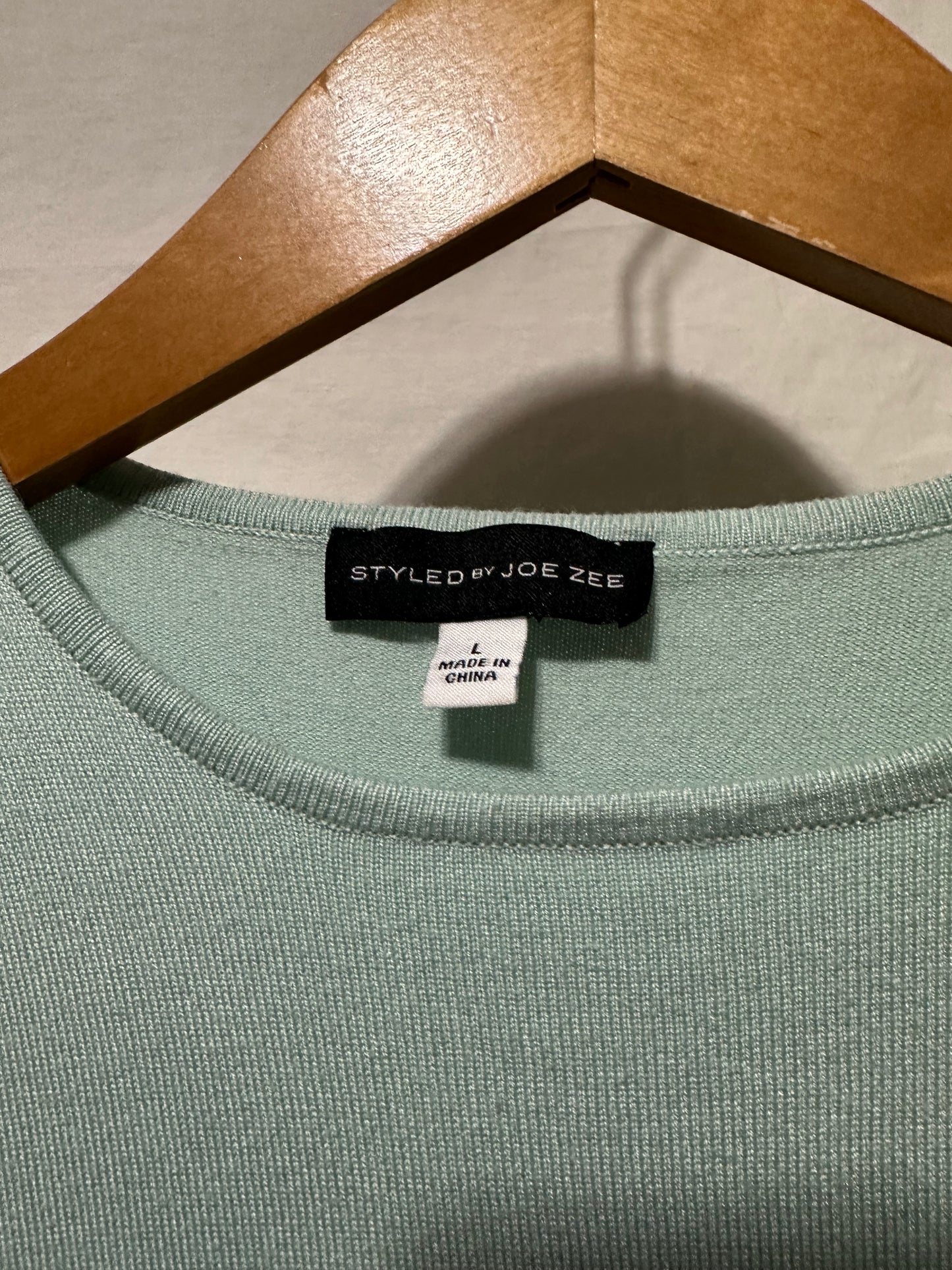 STYLED BY JOE ZEE Lightweight Sweater | L