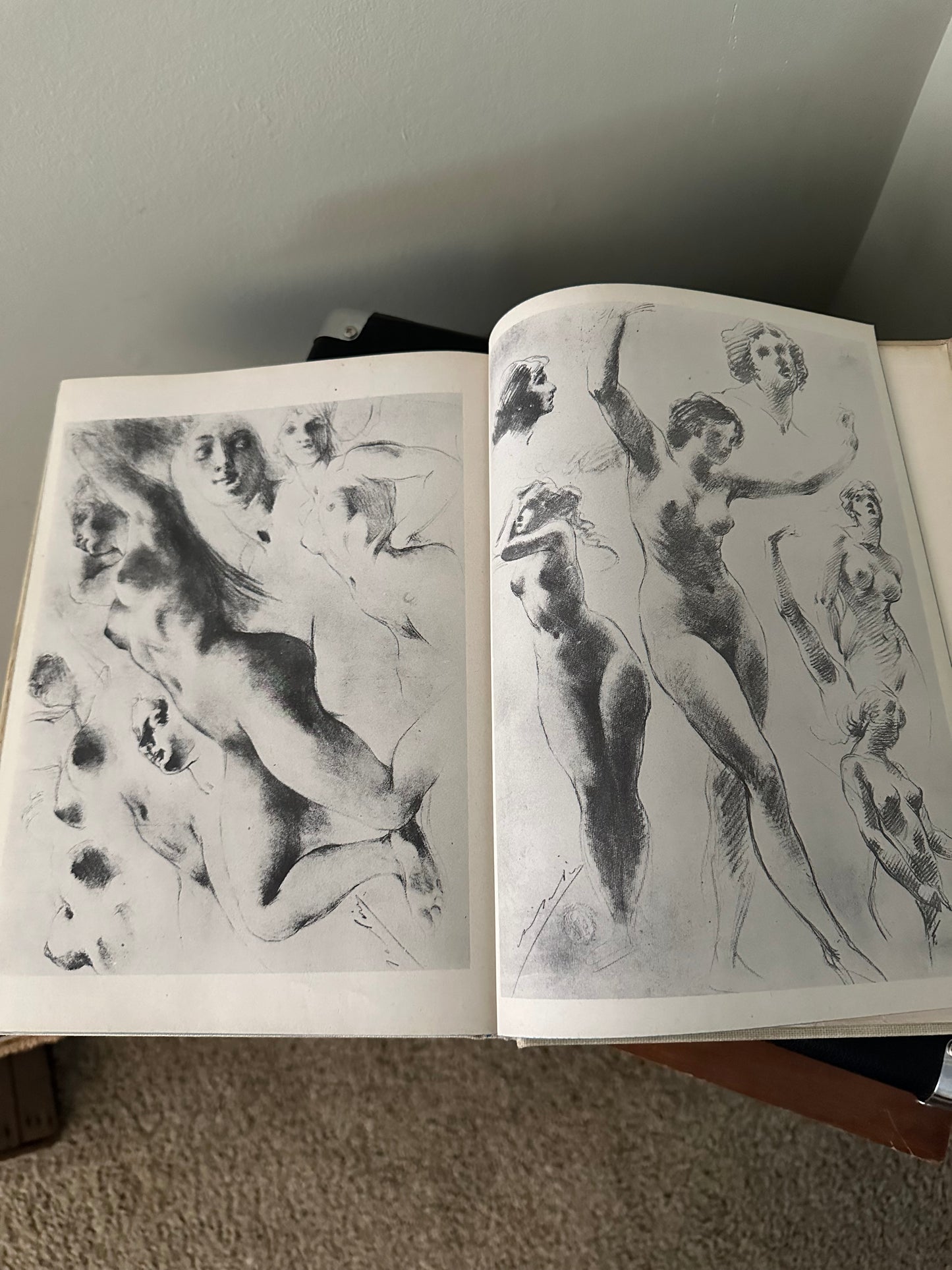 VINTAGE “Anyone Can Draw!” Coffee Table Book