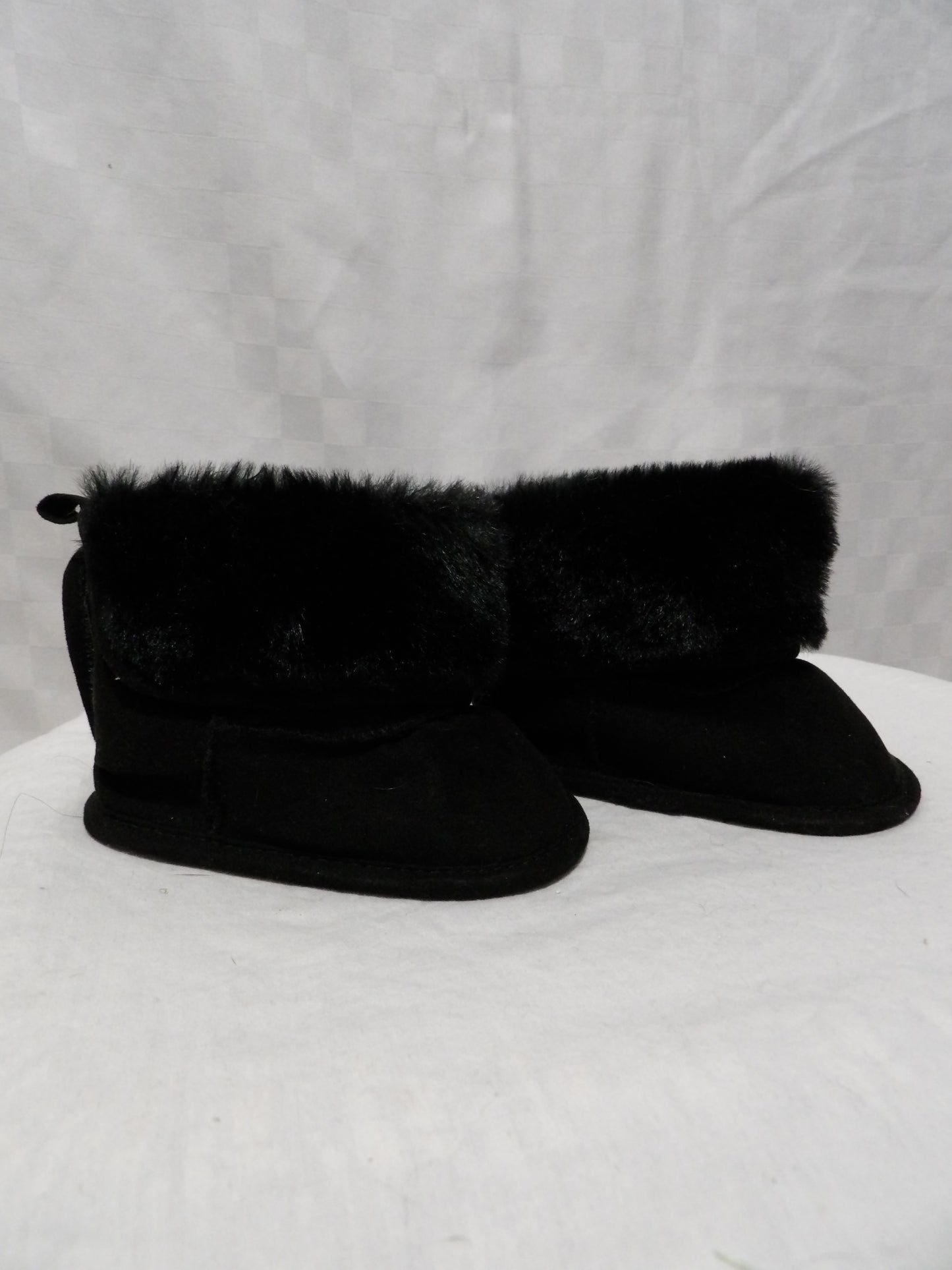 FIRST STEPS Black Faux Fur Boots | Girls' 3