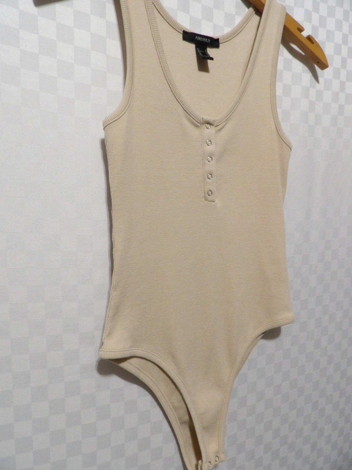 FOREVER 21 Beige Ribbed Bodysuit | M