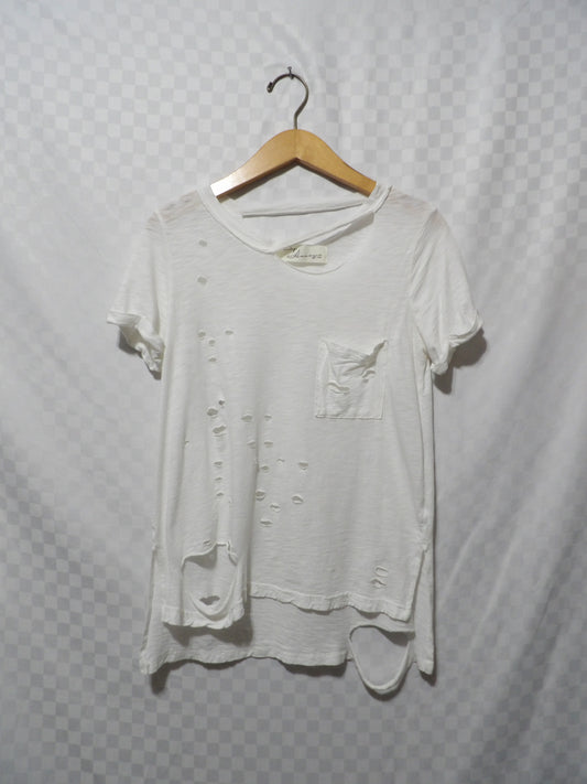 VINTAGE HAVANA Distressed Tee | S