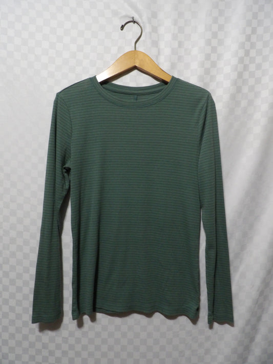 UNIVERSAL THREAD Striped Long Sleeve | M