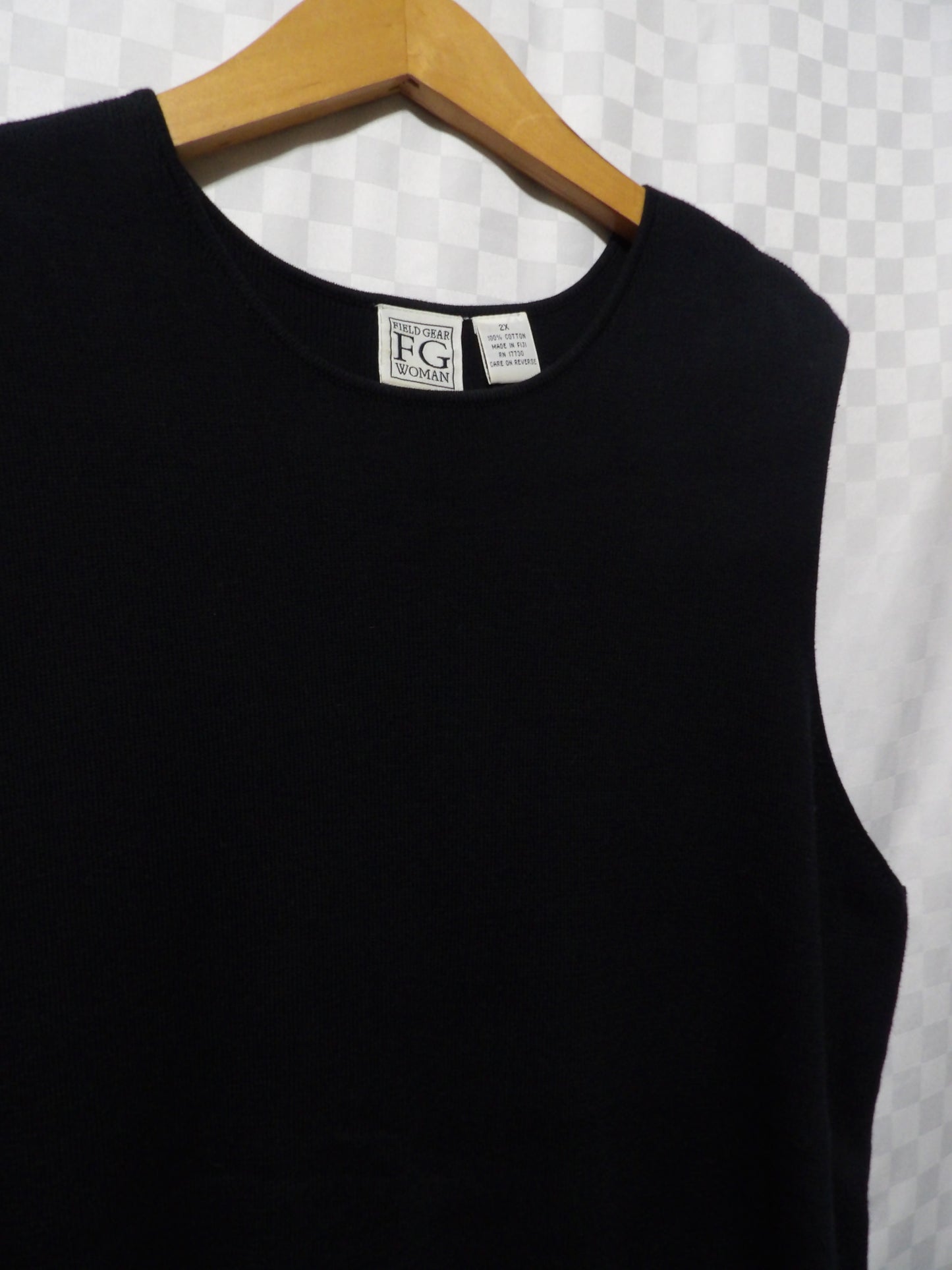 VINTAGE Field Gear Woman Black Tank Top | 2X