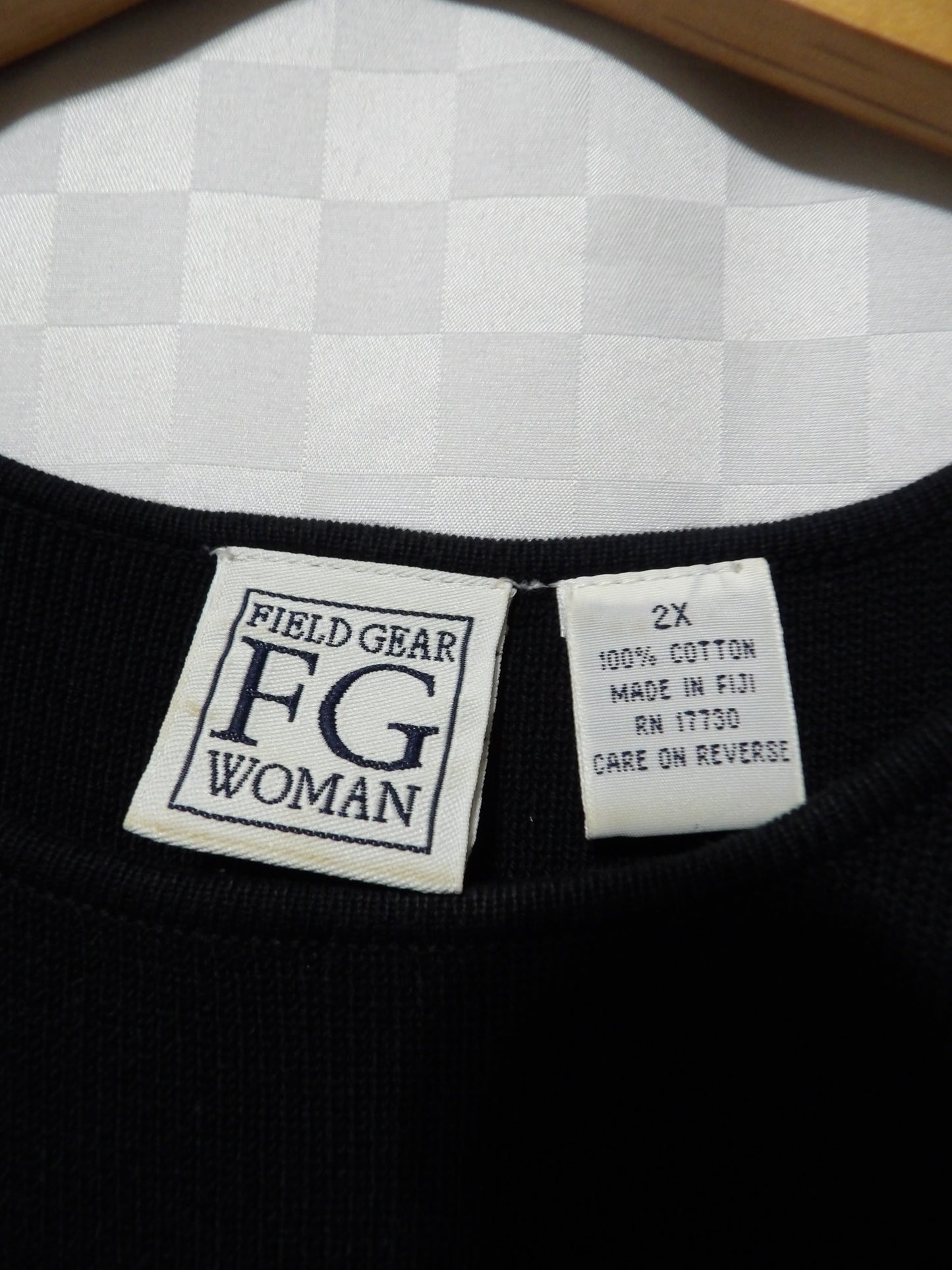 VINTAGE Field Gear Woman Black Tank Top | 2X