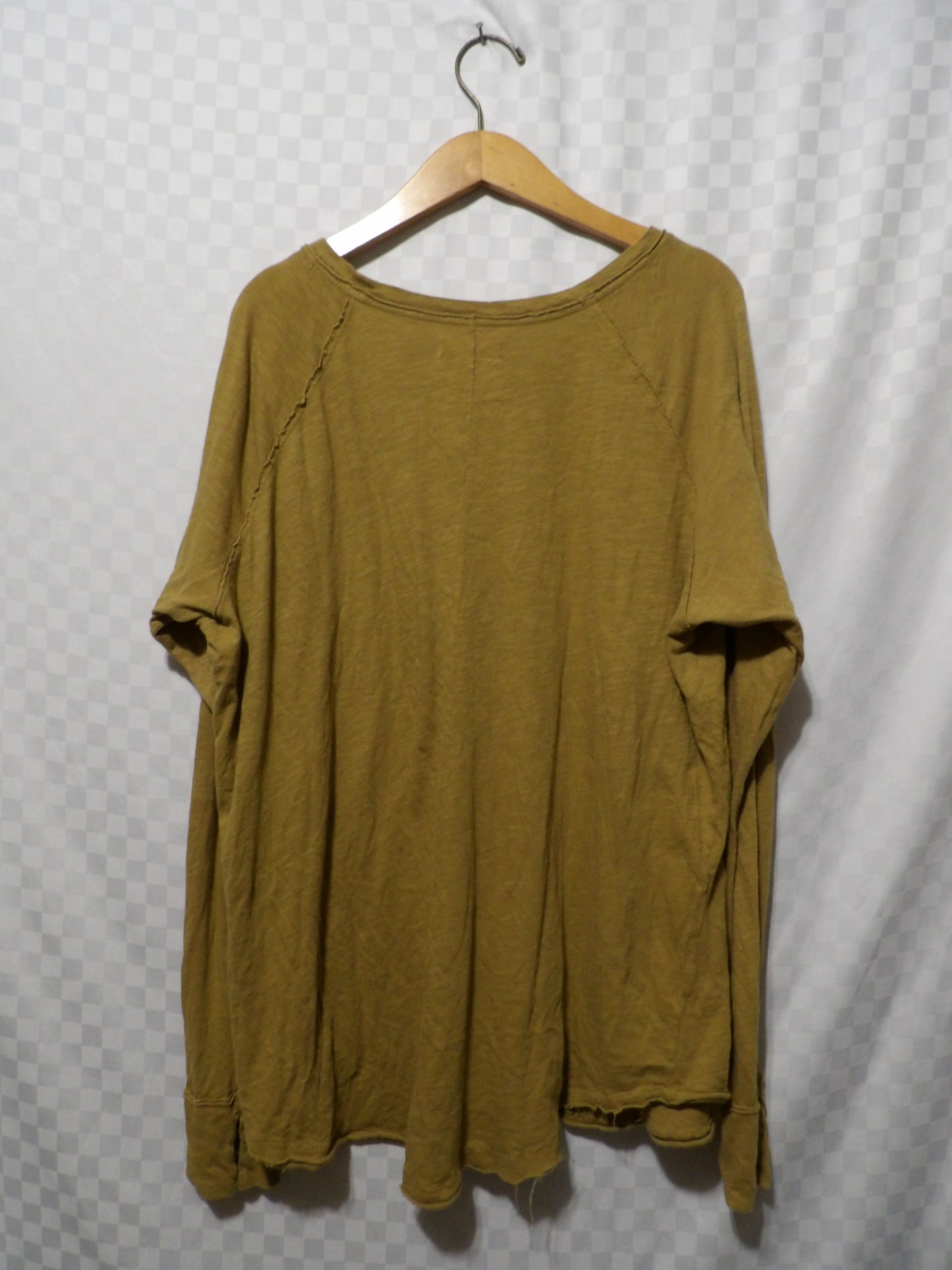 FREE PEOPLE Distressed Long Sleeve | M