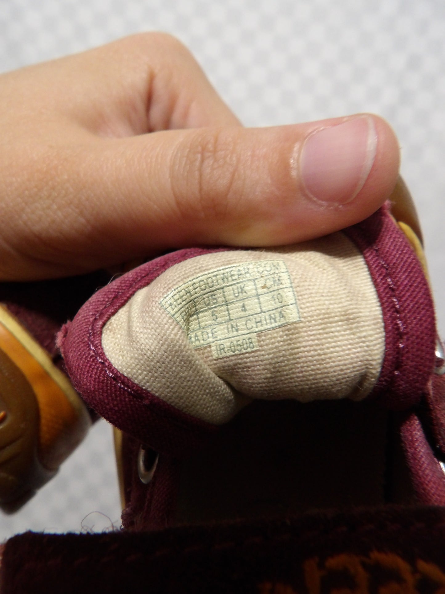 VINTAGE Keen Tennis Shoes | 5