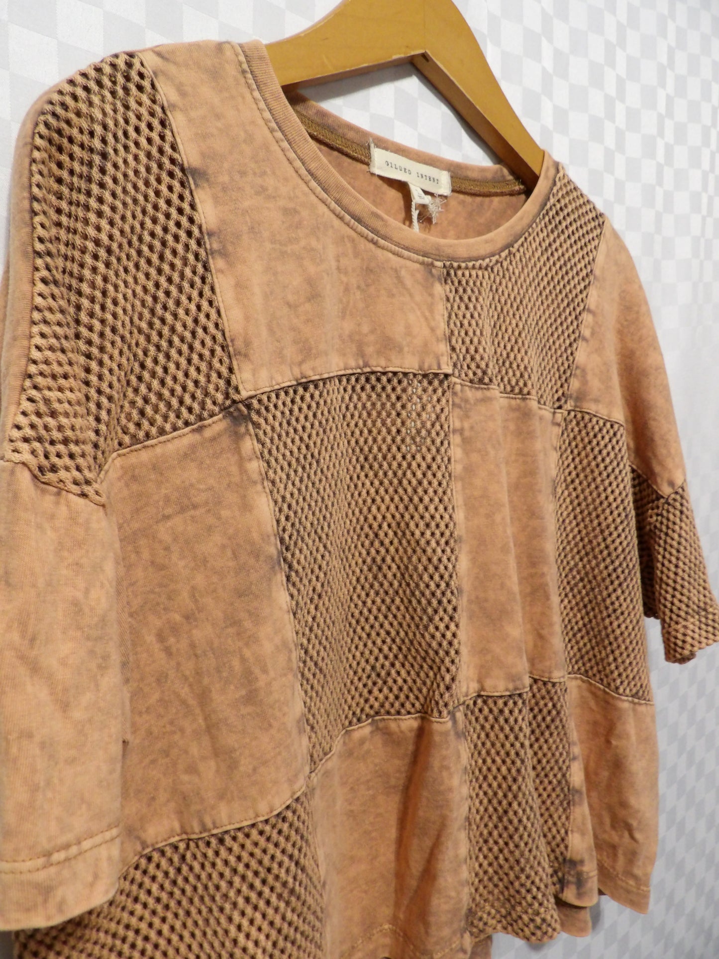 GILDED INTENT Checkered Boxy Crop Top NWT | L