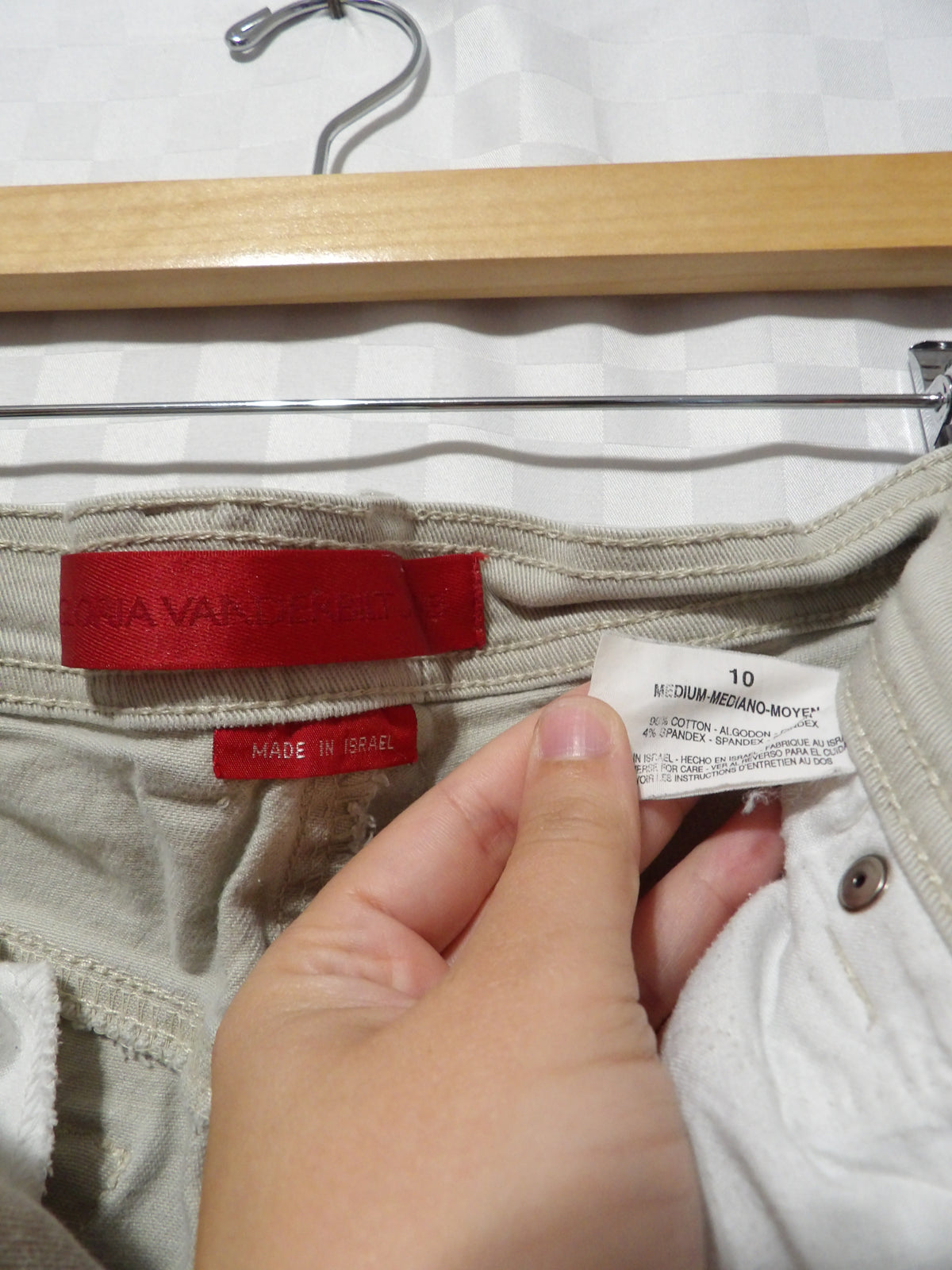 GLORIA VANDERBILT High Waisted Khaki Jeans | 10