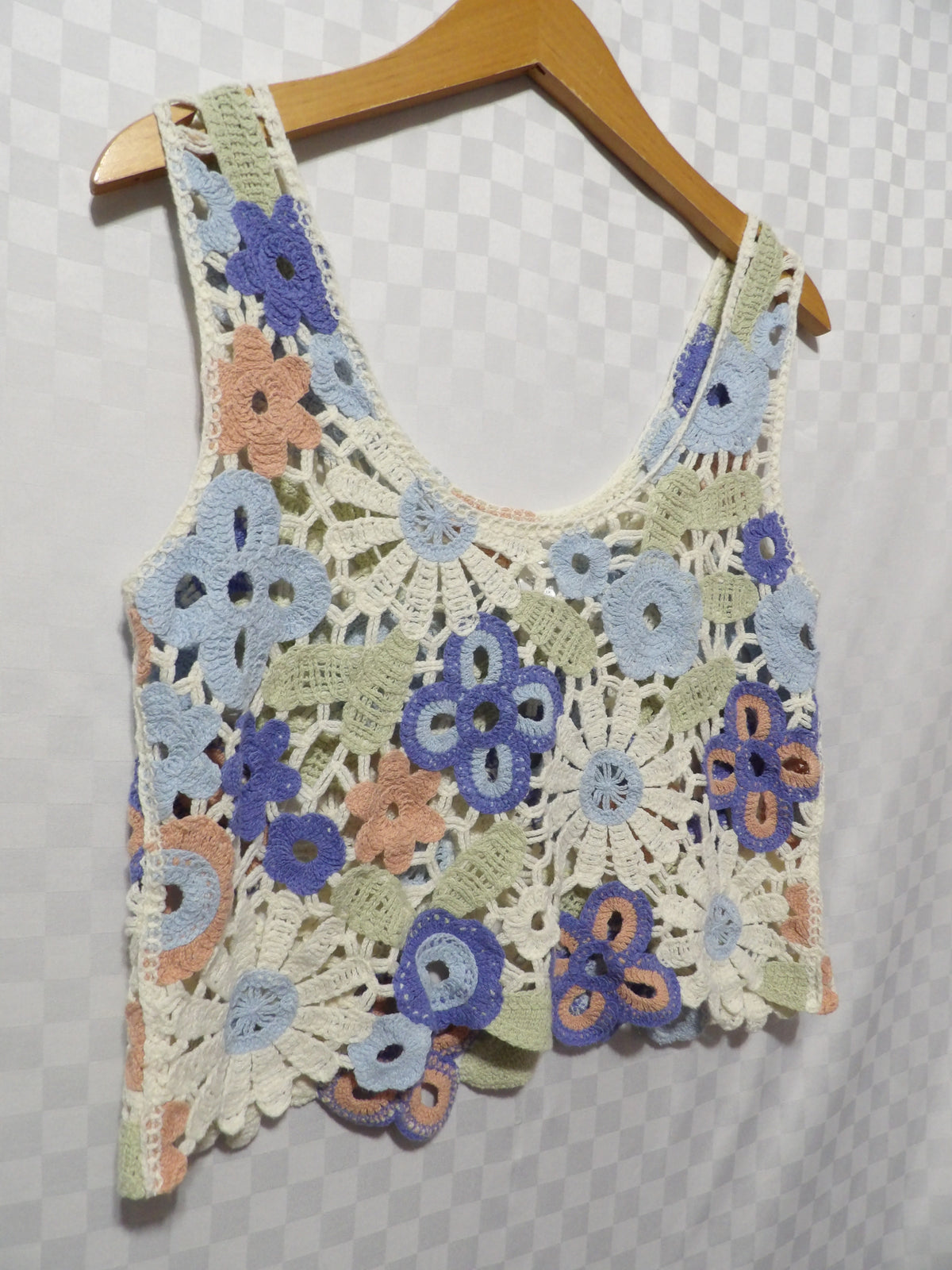 ALTAR'D STATE Crochet Floral Crop Top | XL
