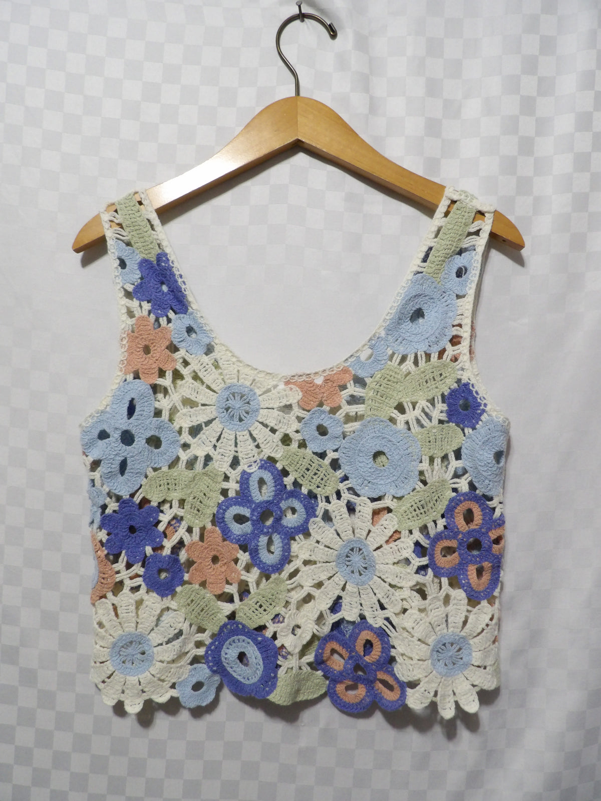 ALTAR'D STATE Crochet Floral Crop Top | XL