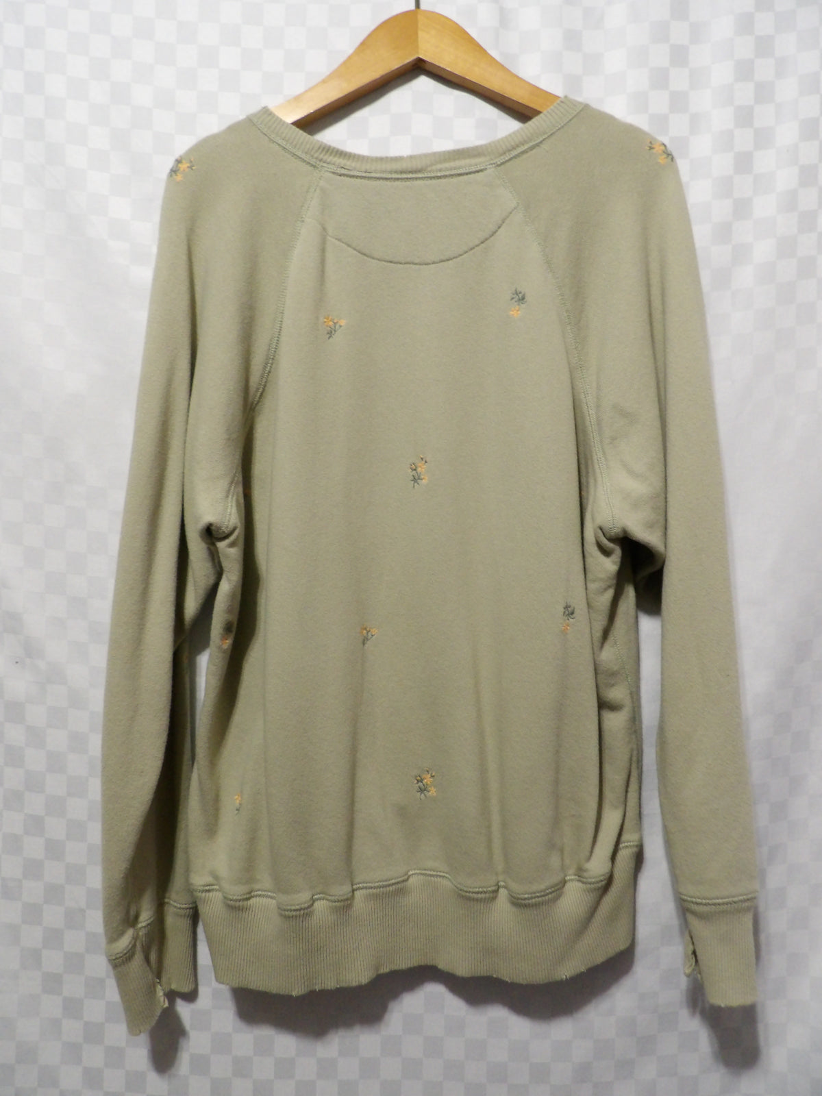 AERIE Embroidered Floral Crewneck | M