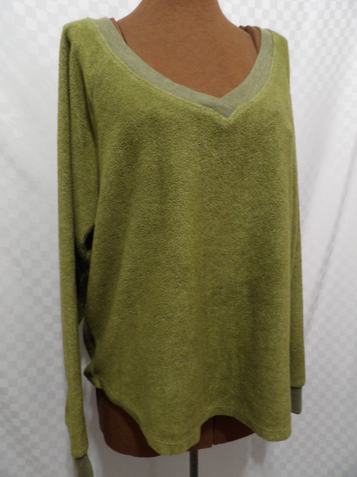 DOUBLE ZERO V-Neck Sweater | M