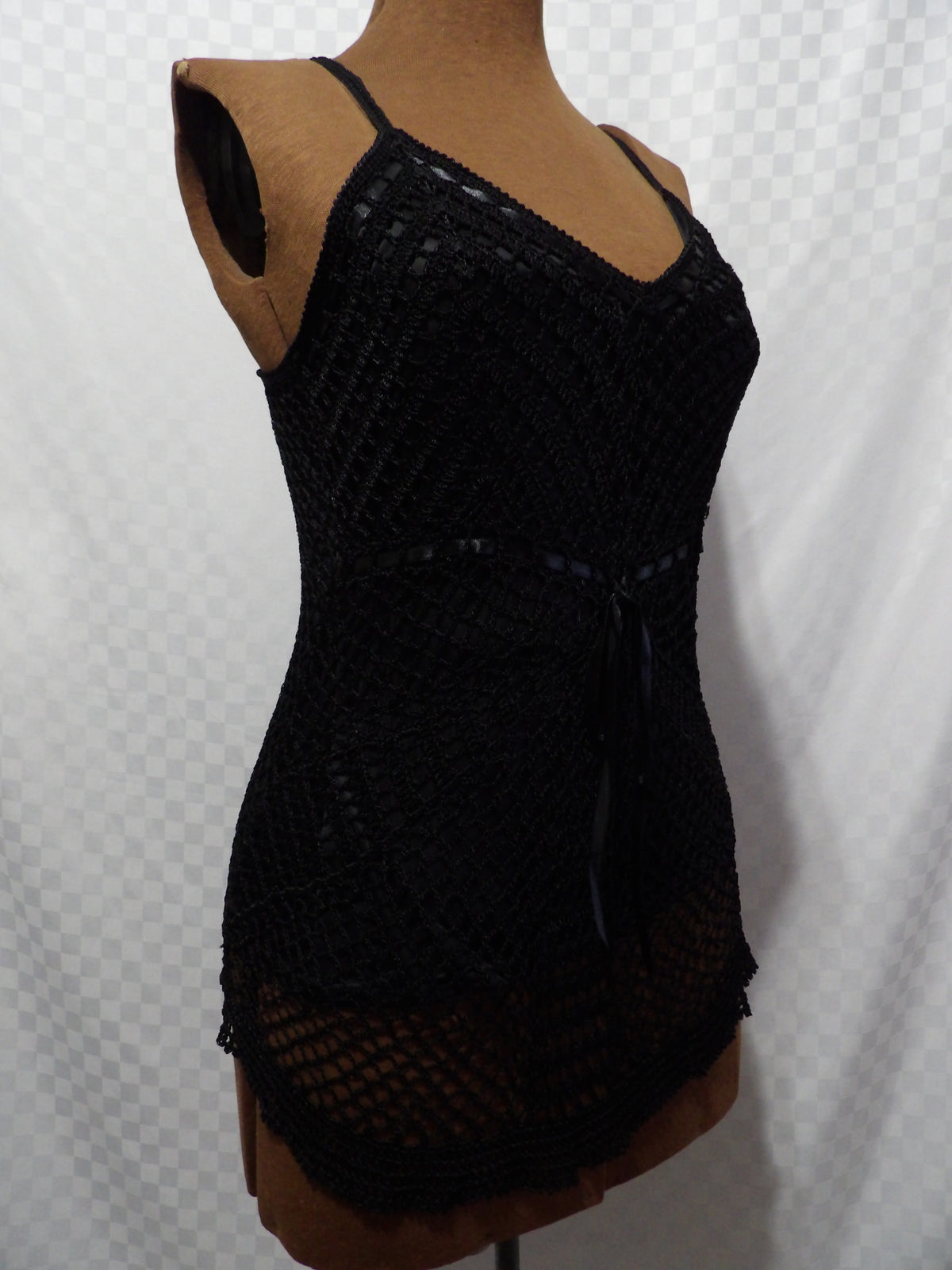 SAY WHAT? Y2K Vintage Crochet Camisole | L