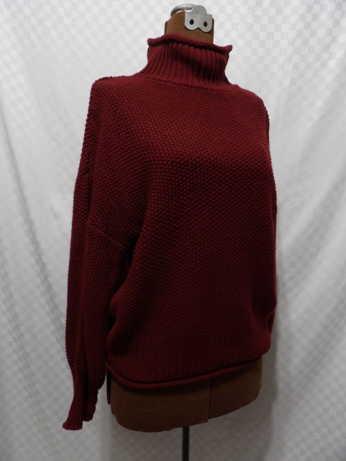 Burgundy Turtleneck Sweater | XL
