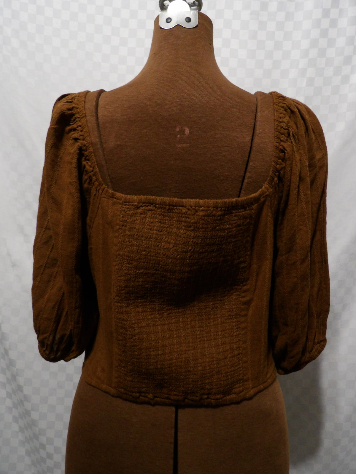 AMERICAN EAGLE Cropped Puff-Sleeve Smocked Blouse | L