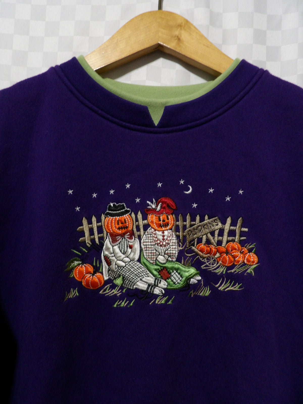 SHENANIGANS Vintage Embroidered Halloween Pumpkin Crewneck | M