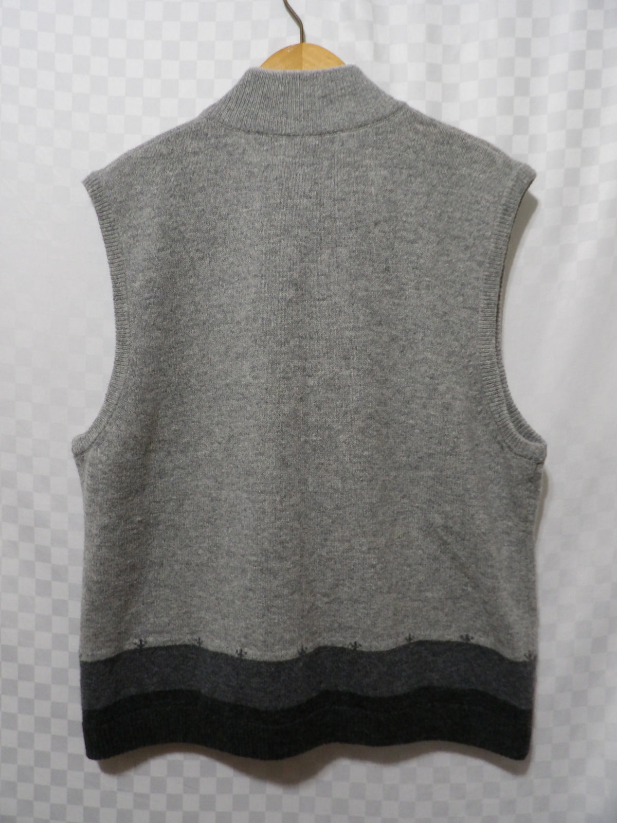 WOOLRICH Grazing Sheep Sweater Vest | XL