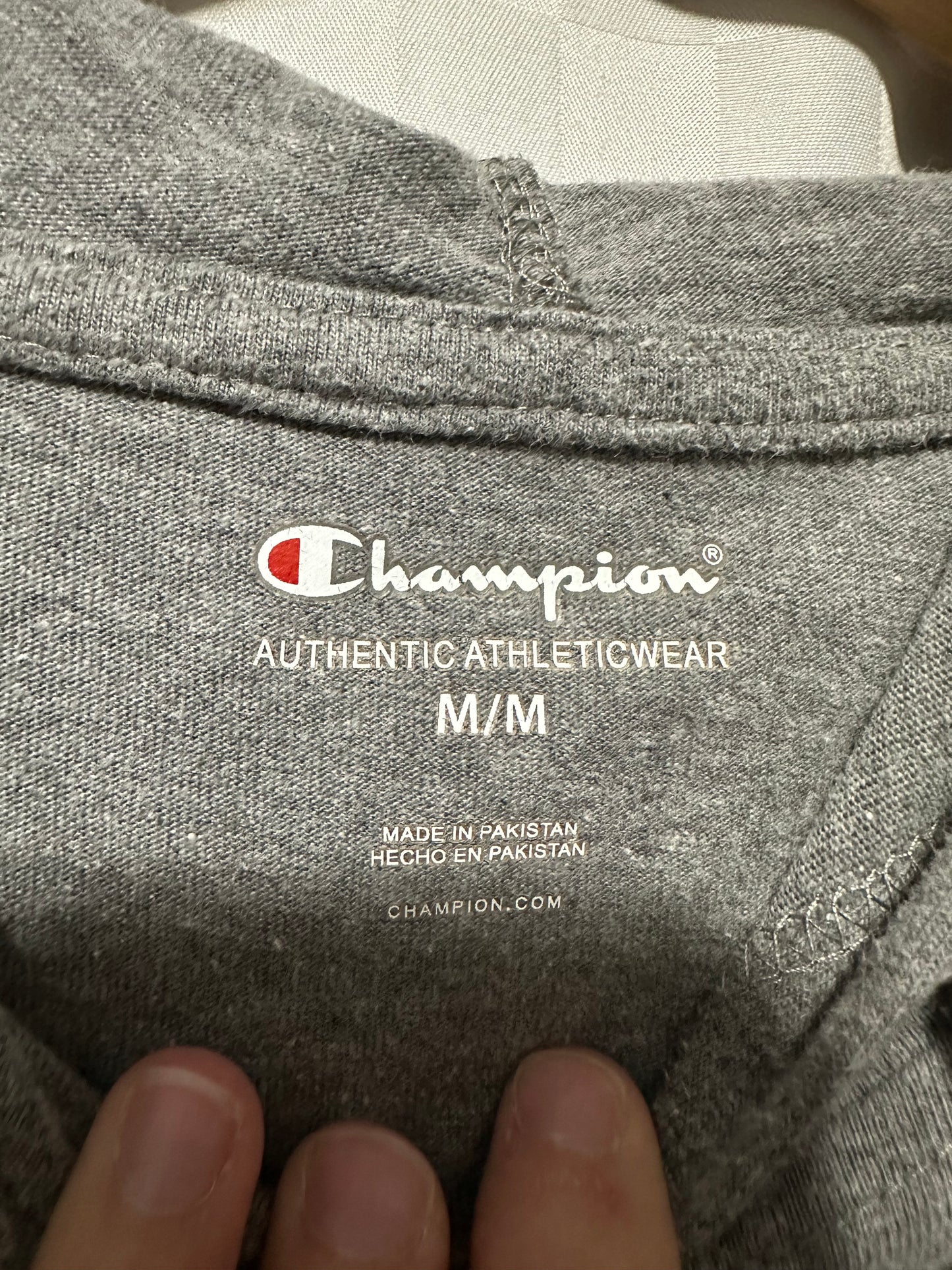 CHAMPION Lightweight Sweatshirt | M