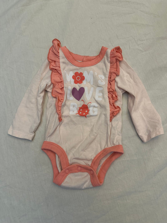 LULLABY “Mom’s Love Bug” Long Sleeve Onesie | 0-3M